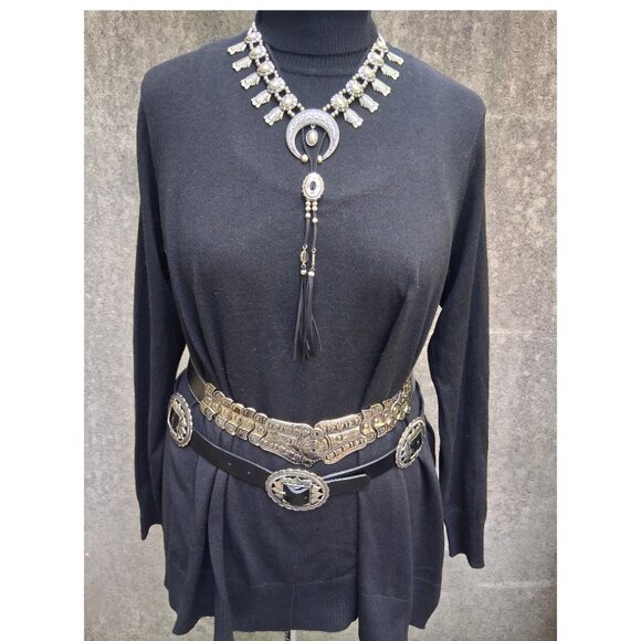 4 items - (2 belts 2 necklaces) Western Style - Picture 2 of 4